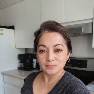 Meet your Posher, Rowena